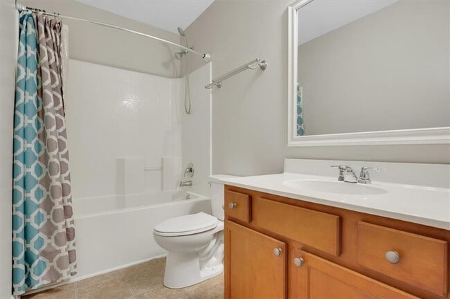 Building Photo - 212 Madison Ave