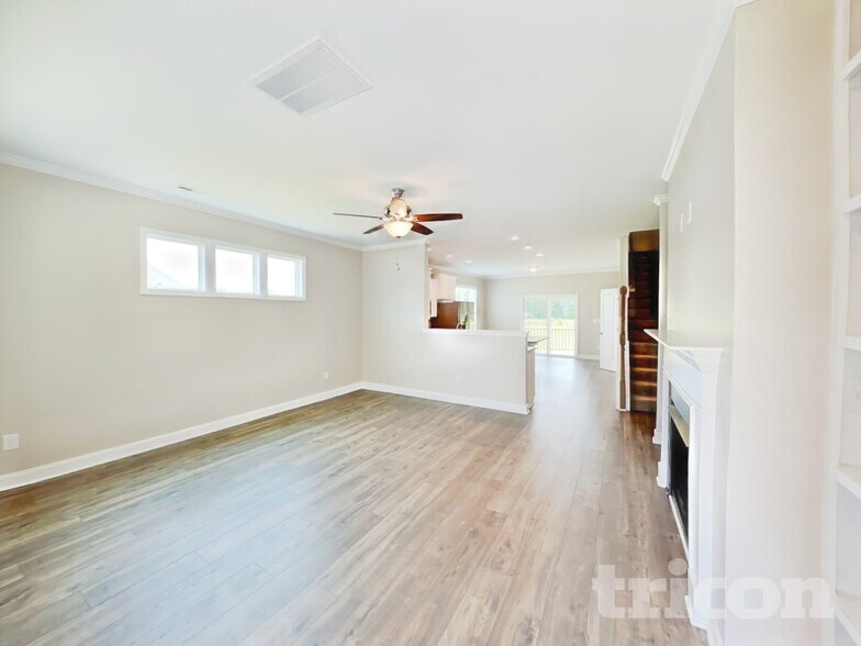 Building Photo - 100 E Goodwin Chase Ln