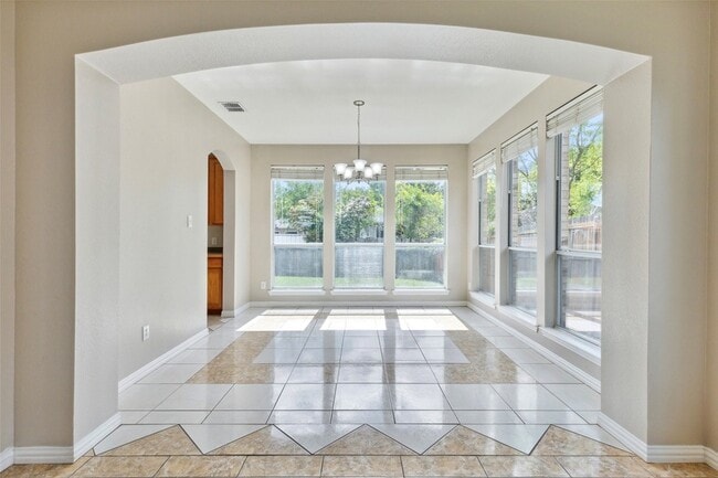 Building Photo - 1506 Mossy Glen Ct