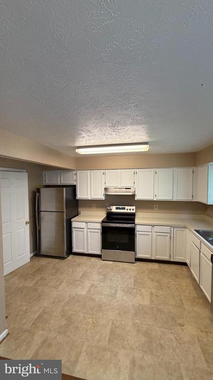 Building Photo - 11324 Clear Brook Ct