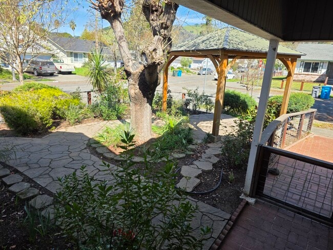 Building Photo - 437 Korbel Pl