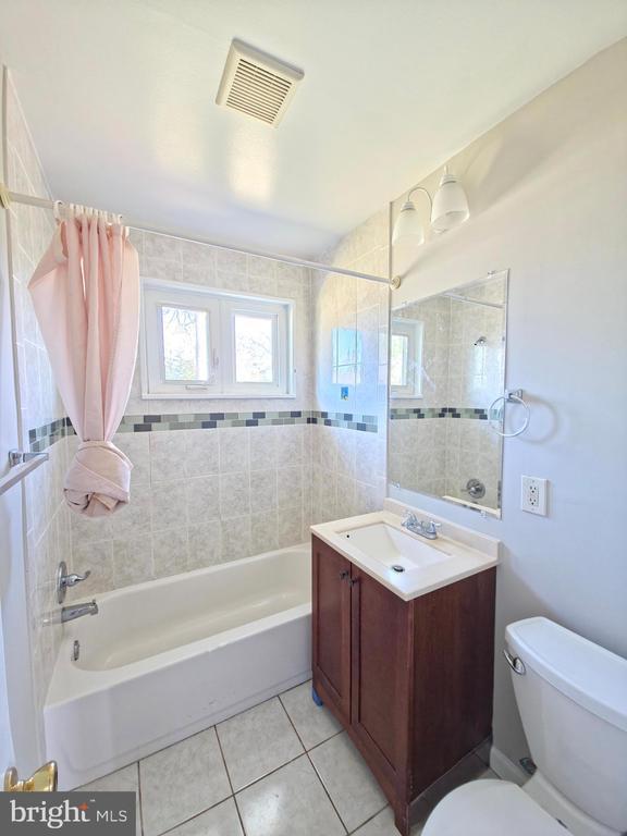 Building Photo - 12111 Portree Dr