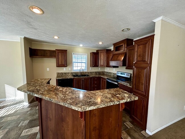 Building Photo - 3 Bedroom/2 bathroom home for rent