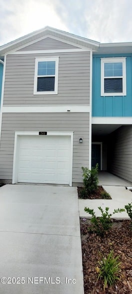 Building Photo - 241 Hubbard Bnd