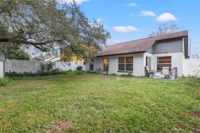 Building Photo - 12808 Dunhill Dr
