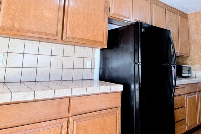 Building Photo - 695 Ketch Ct