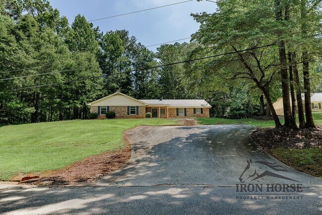 Building Photo - 126 Greenwood Dr