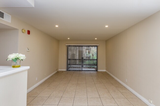 Building Photo - 22100 Burbank Blvd