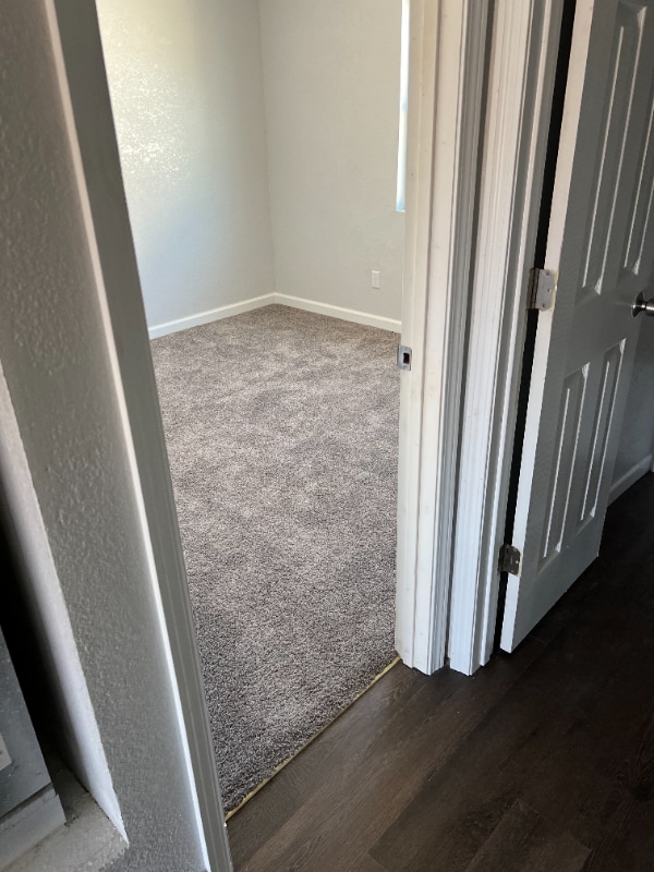 Building Photo - 810 Yucca Dr