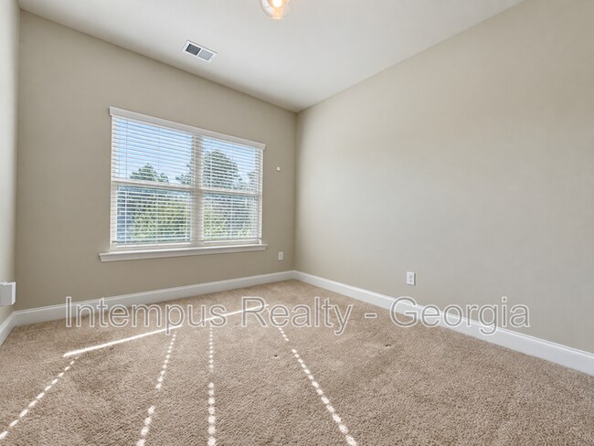 Building Photo - 1260 Stone Castle Cir