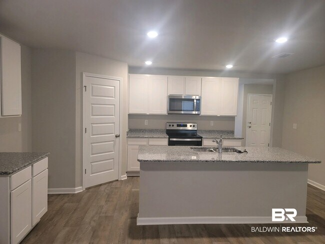 Building Photo - 10360 Ruffian Rte