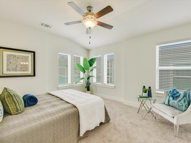 Building Photo - 1916 Warely Ln