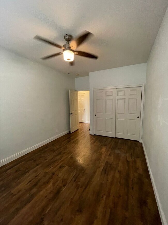 Building Photo - Luxury 3 Bed / 2 Bath Home with Pool and Solar Panels – Available 4/1/2026