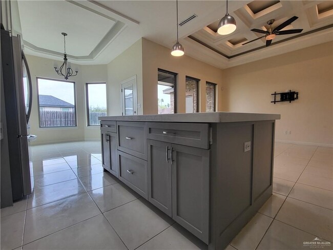 Building Photo - 1367 Garden Dr