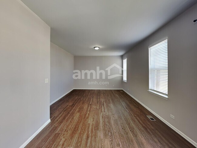 Building Photo - 2766 Middleton Ct