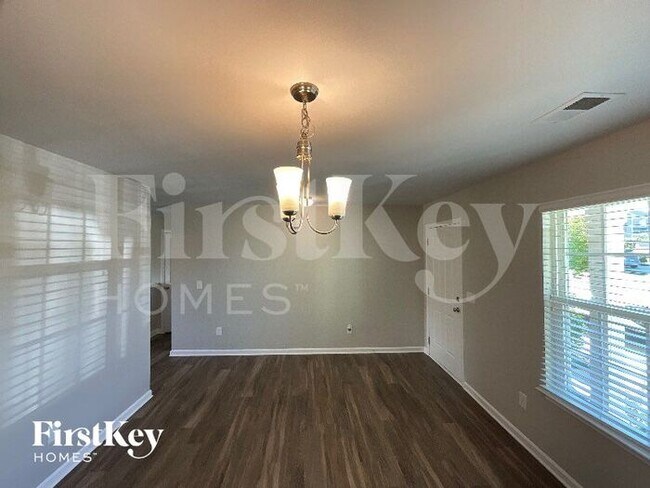 Building Photo - 1432 Scofield Ct