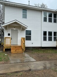Building Photo - 125-127 S Connor Avenue