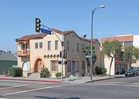 Building Photo - Zoe Seville Apts