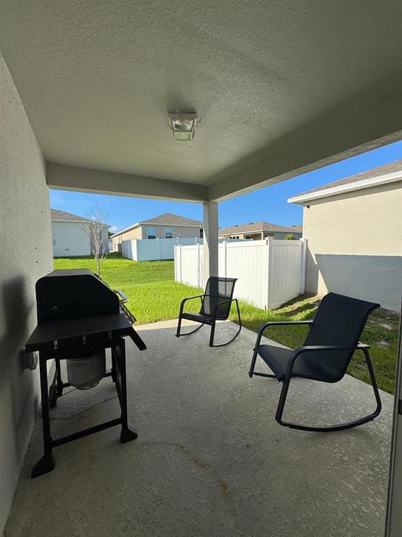 Building Photo - 1079 Papaya Cir.