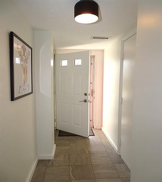 Front Entrance - 563 Winesap Dr
