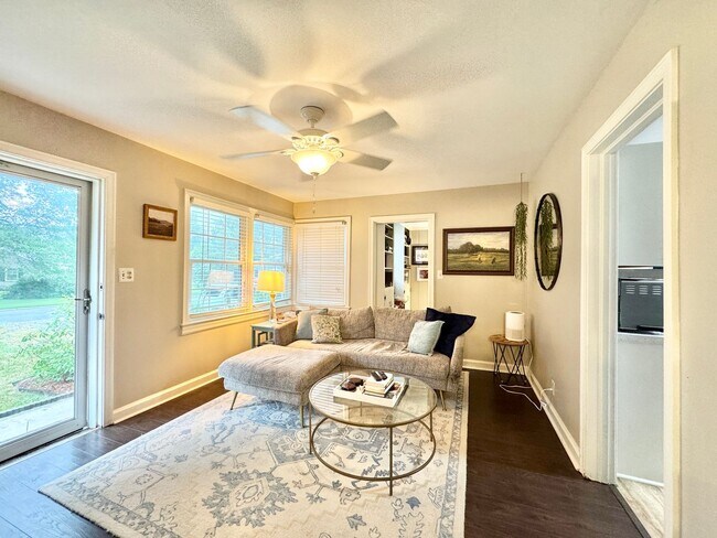 Building Photo - Updated 3 Bedroom In Guilford Hills with a...