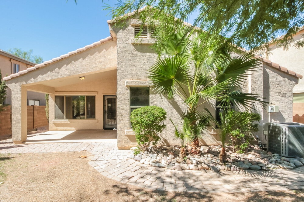 Building Photo - 38141 N Rusty Ln