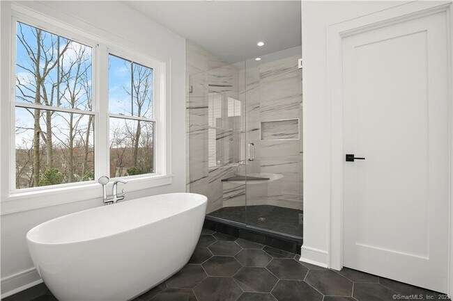 Building Photo - 2 Argento Ln