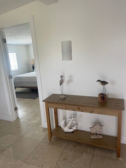 Building Photo - 4820 SW 103rd Pl