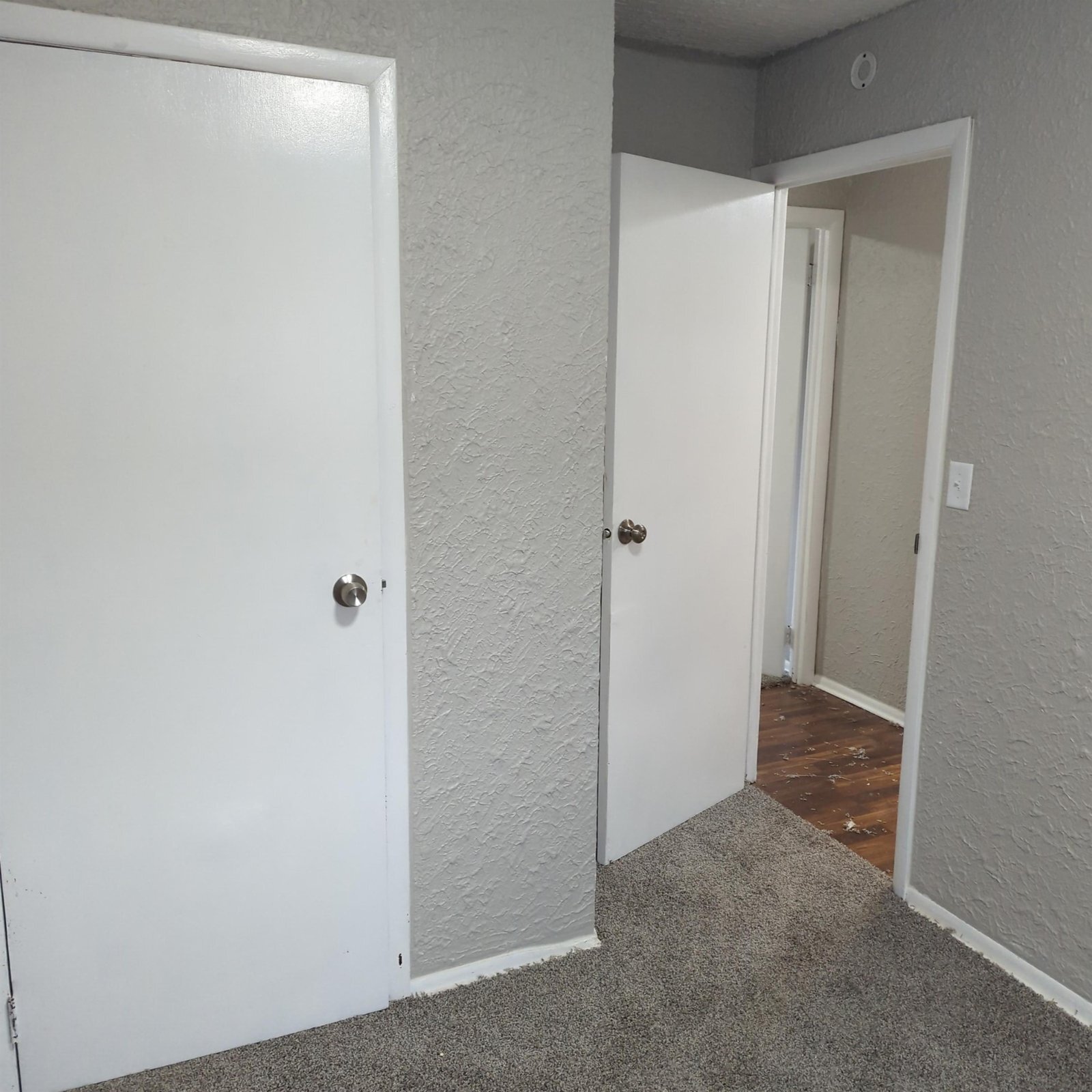 Building Photo - 4015 W Brighton Ave