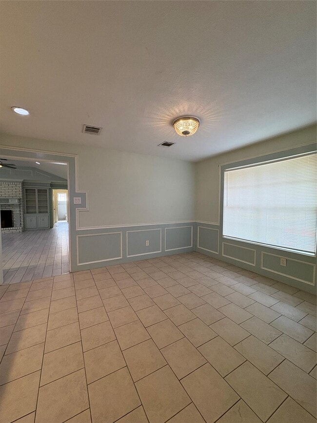 Building Photo - 3450 Gary Ln
