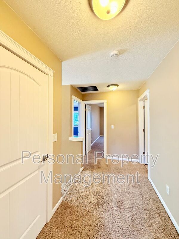 Building Photo - 5322 NE 95th St