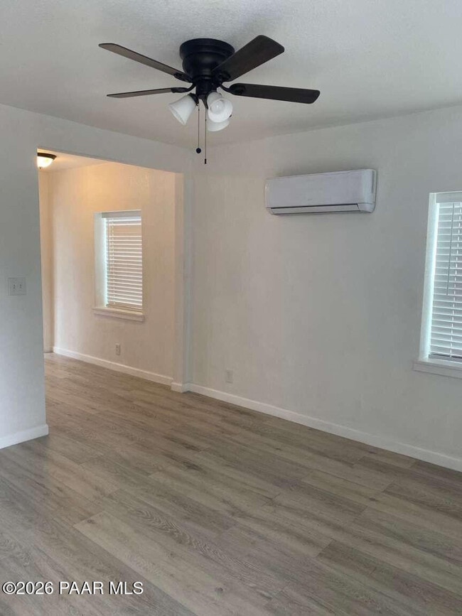 Building Photo - 135 S Arizona Ave