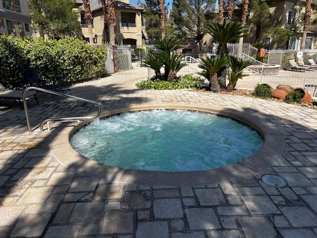 Building Photo - 3 Bedroom Condo - Gated - Summerlin - Detached Garage- New Carpet