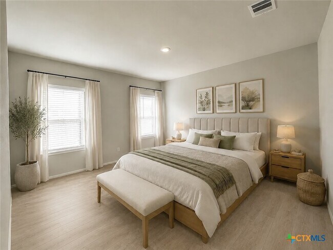 Building Photo - 2445 Ayers Dr