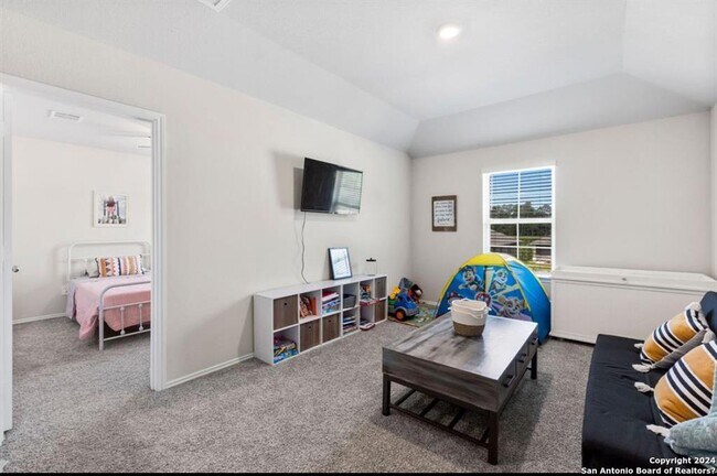 Building Photo - 13911 Great Pnes Ct