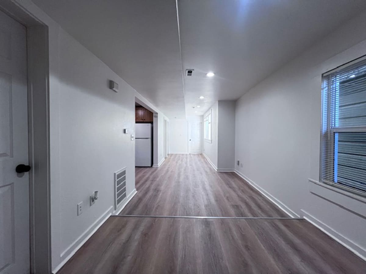 Building Photo - 699 30th St