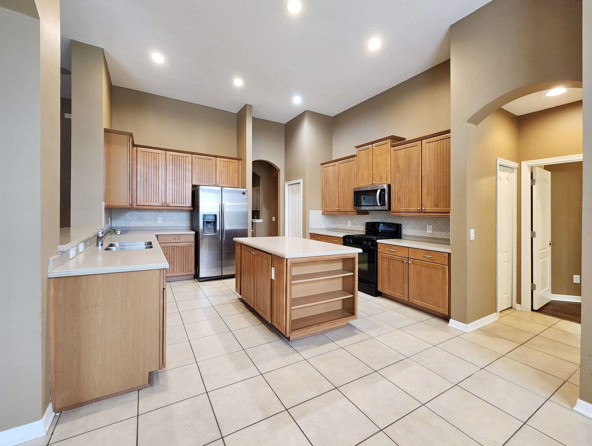 Building Photo - 2408 Tea Olive Ter