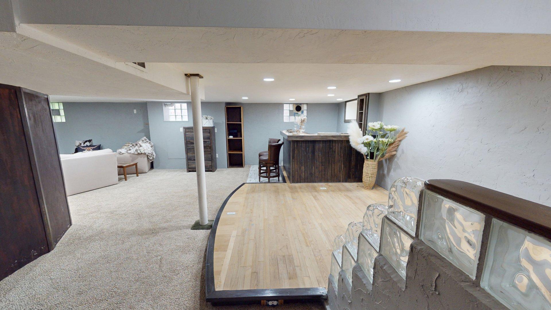 Building Photo - 1625 N Union St