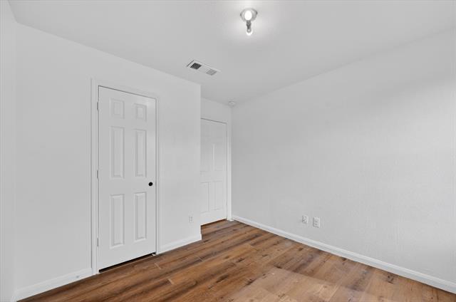 Building Photo - 204 Lamont Rd