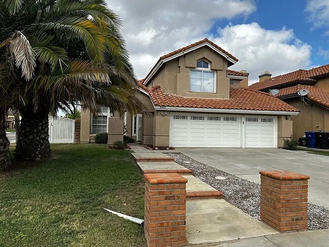 Building Photo - 8955 Digger Pine Dr