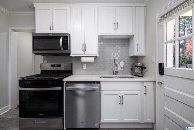 Building Photo - 2640 Montevallo Rd