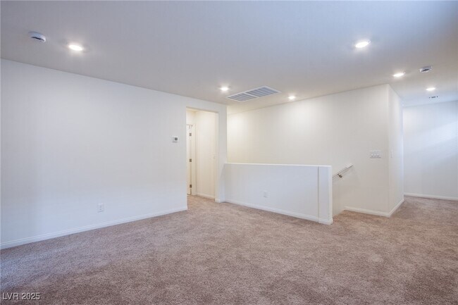 Building Photo - 6609 Tumoulin St