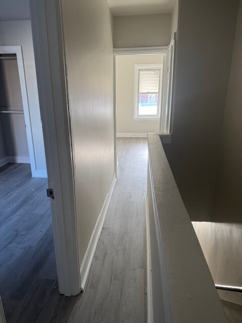 Building Photo - 103 E 24th St