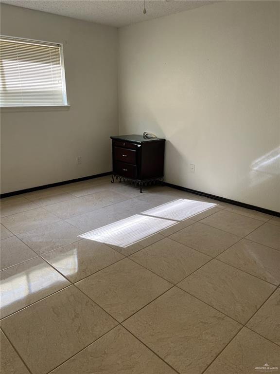 Building Photo - 200 E Yuma Ave