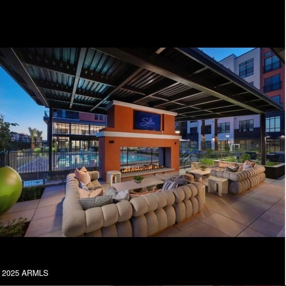 Building Photo - 7111 E Tierra Buena Ln