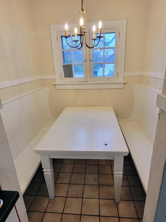 Building Photo - 33 E Norman Ave