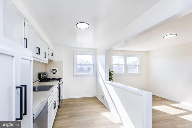 Building Photo - 1117 Circle Dr