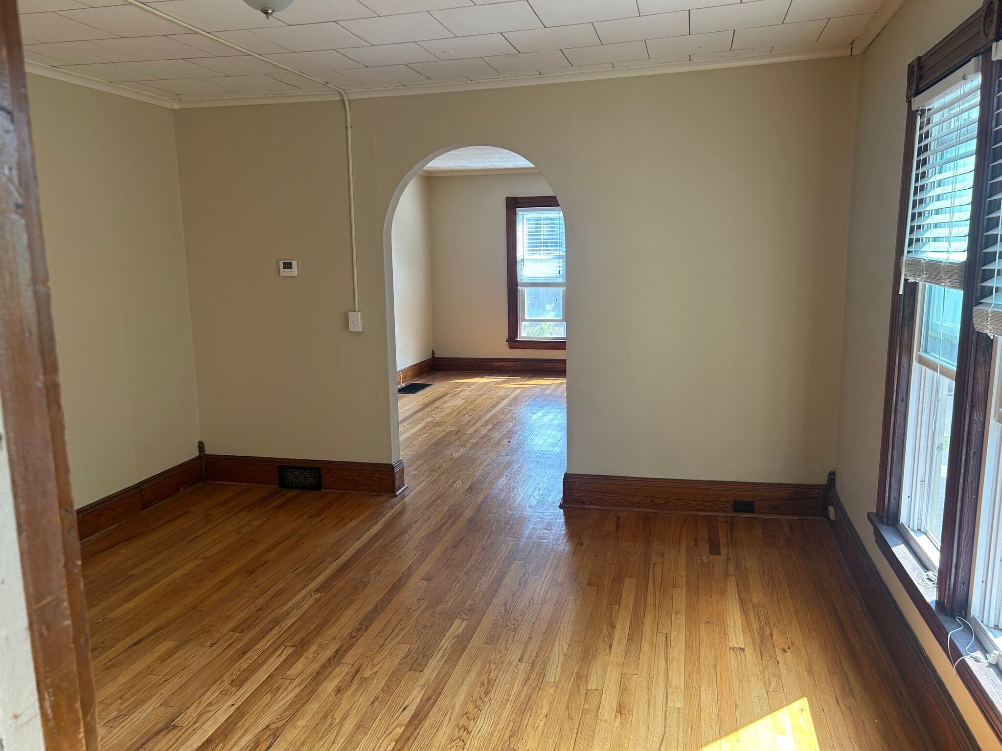 Dining Room - 305 N Lowell Ave