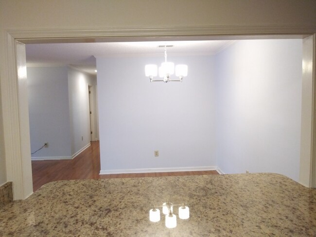 Building Photo - 310 Hollyfax Cir NE