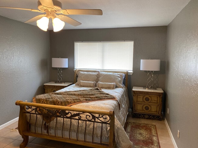 Building Photo - 6614 Long Meadow Dr